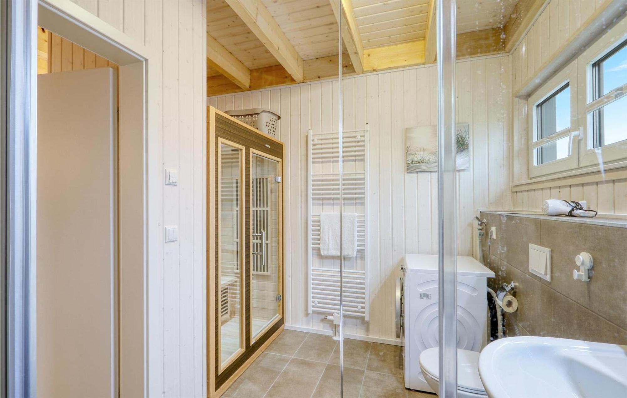 Awesome Home In Ostseeresort Olpenitz With Sauna מראה חיצוני תמונה